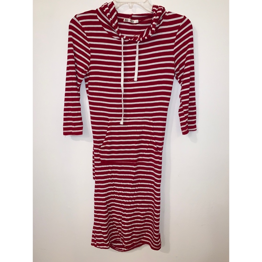 Dress  - Heart & Hips | Red and white – juniors size small  | dress